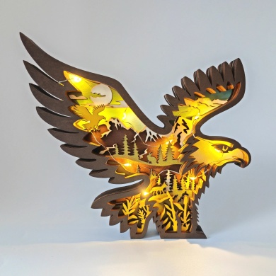 Sculpture aigle volant en bois