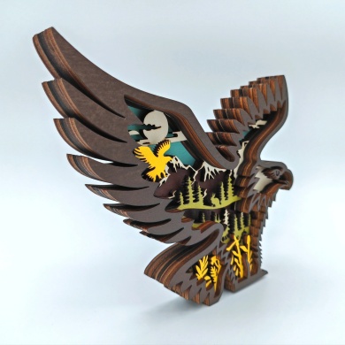 Sculpture aigle volant en bois
