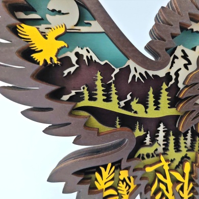Sculpture aigle volant en bois