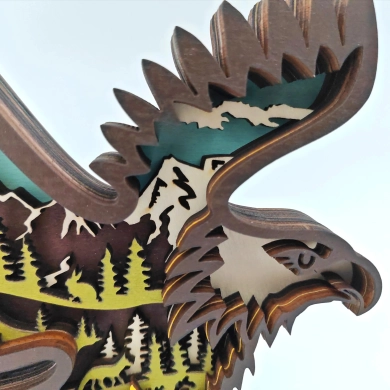Sculpture aigle volant en bois