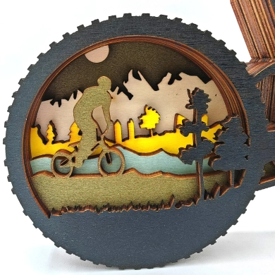 Sculpture vélo en bois