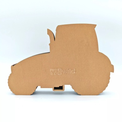 Sculpture tracteur en bois