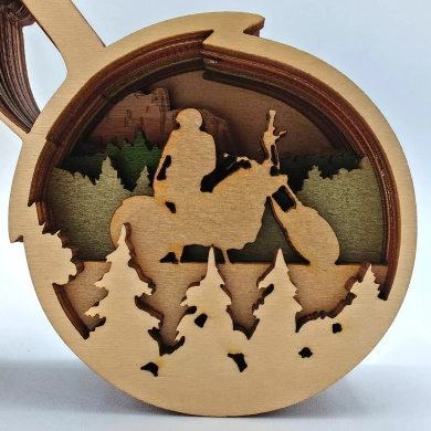 Sculpture moto en bois