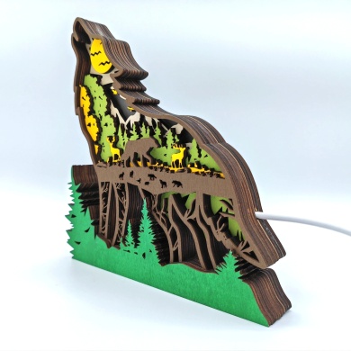 Lampe loup des montagnes en bois - USB
