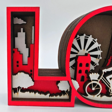 Sculpture love en bois