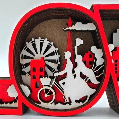 Sculpture love en bois