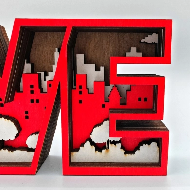 Sculpture love en bois