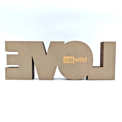 Sculpture love en bois