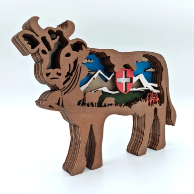 Sculpture vache des Pays de Savoie en bois
