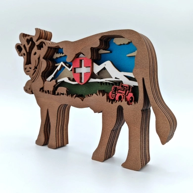 Sculpture vache des Pays de Savoie en bois