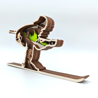 Sculpture skieur en bois
