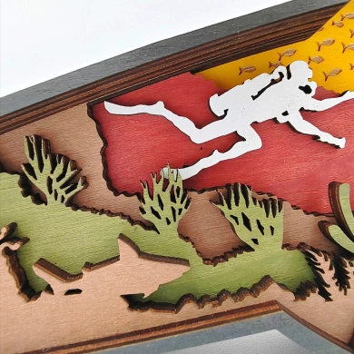 Sculpture requin en bois