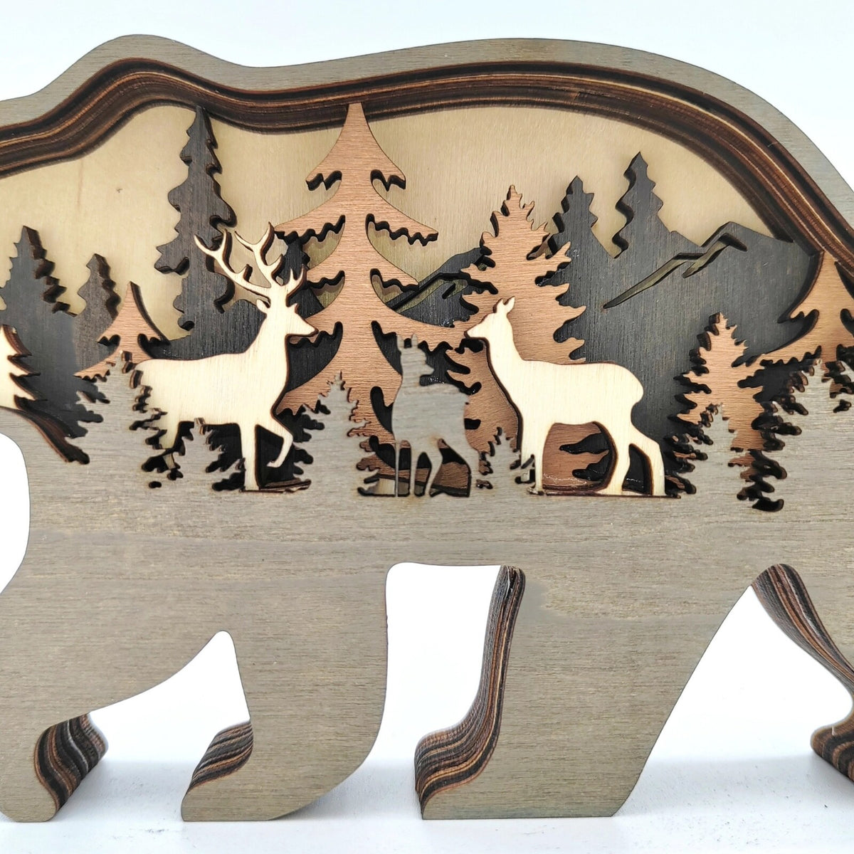 Sculpture ours des montagnes en bois