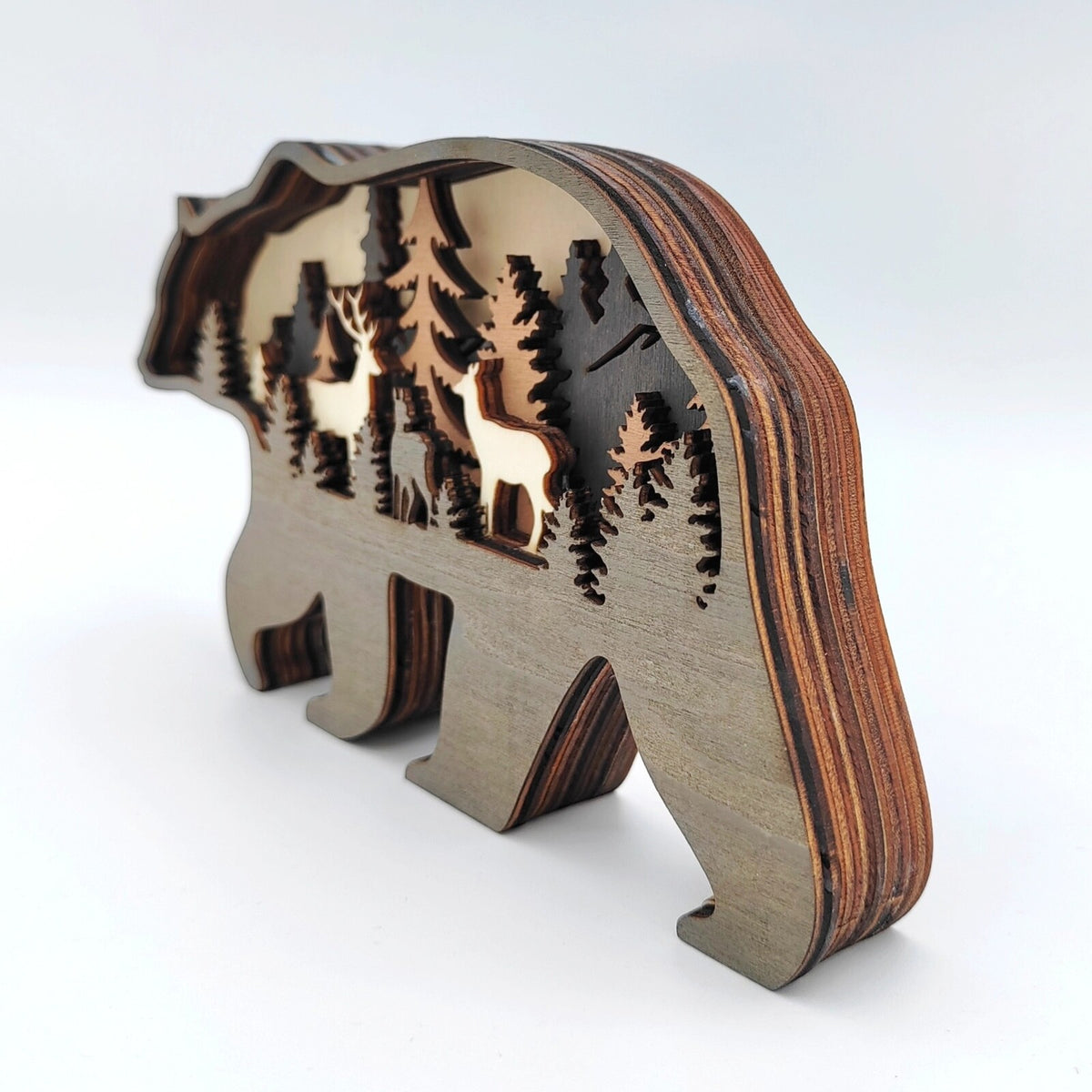 Sculpture ours des montagnes en bois