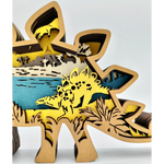 Sculpture dinosaure stégosaure en bois
