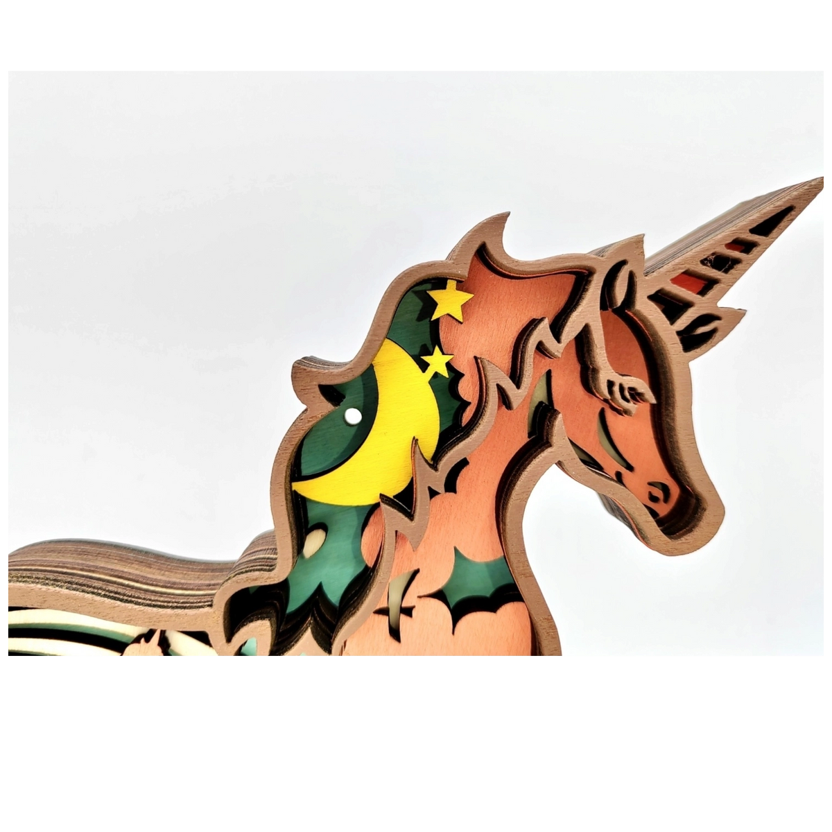 Sculpture licorne en bois