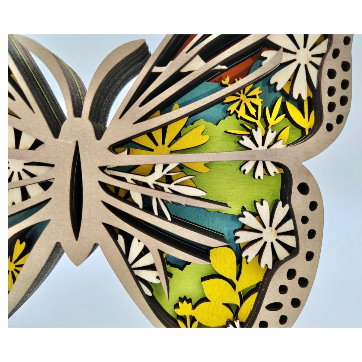 Sculpture papillon en bois