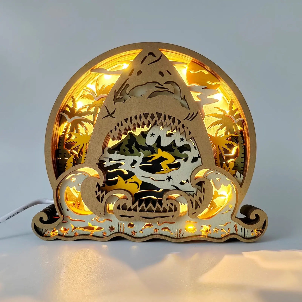 Lampe requin en bois - USB