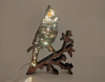 Lampe cardinal rouge en bois - USB