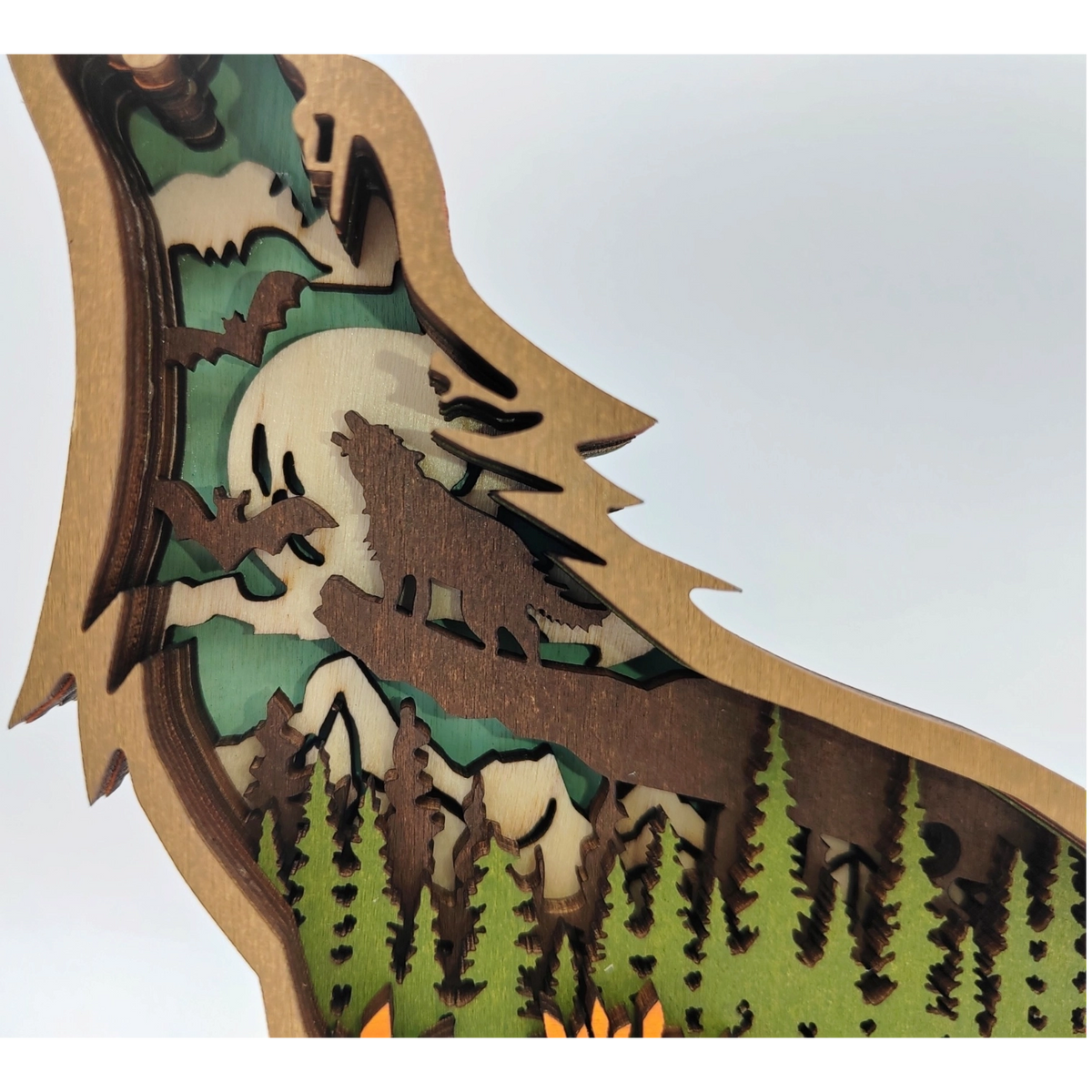 Sculpture loup hurlant en bois