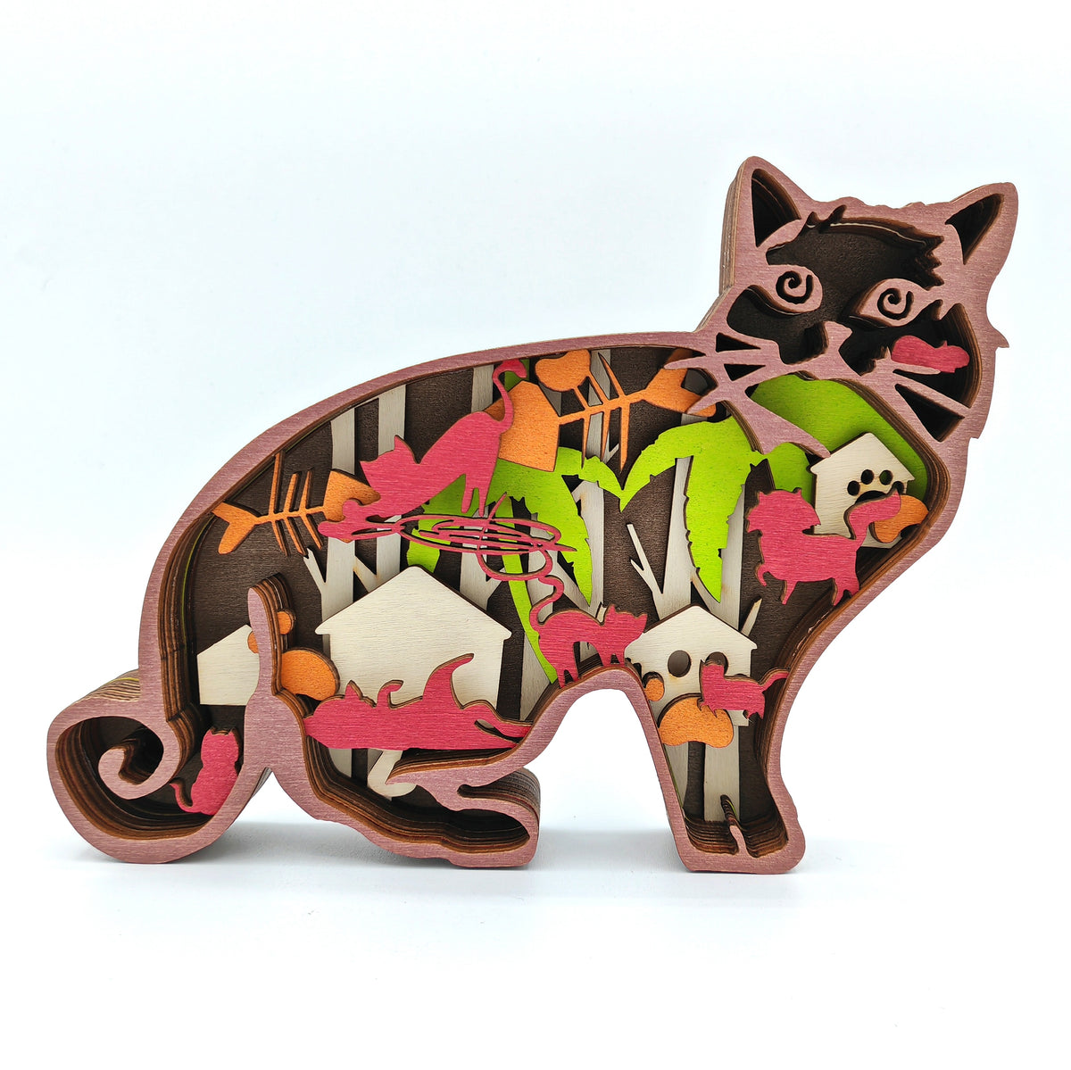 Sculpture chat heureux en bois